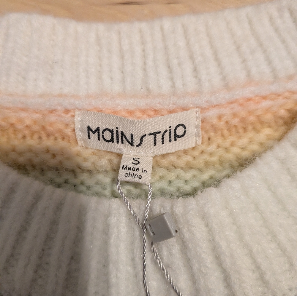 Main Strip Women's Rainbow Ombre Sweater Size S - Picture 4 of 6